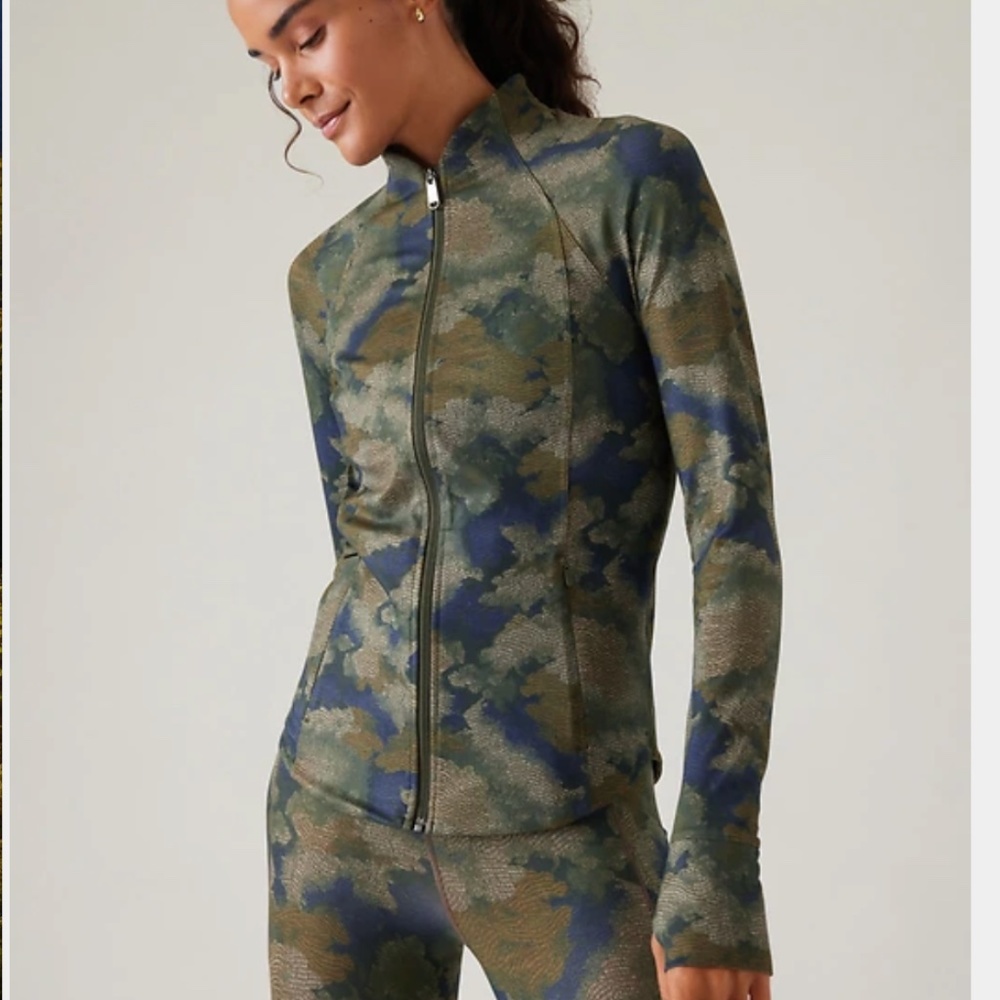 Athleta Salutation Topiary Abstract Olive Jacket Size S